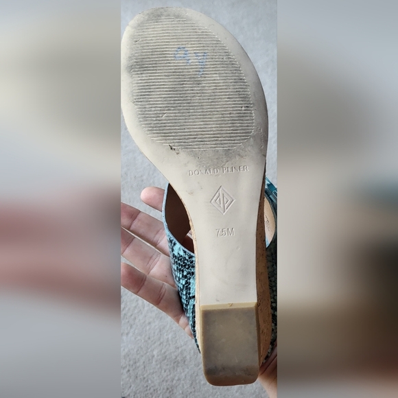 Donald J Pliner OLTINA Pearlized Teal Python Water Cork Wedge Sandal Size 7.5 - Picture 5 of 8